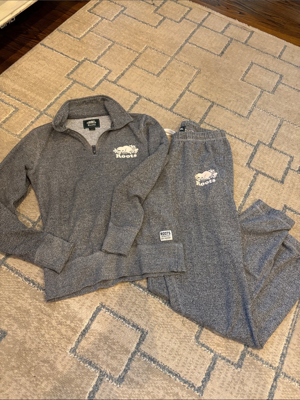 Roots Athletic Gray Heather 1/4 Zip and sweats Set